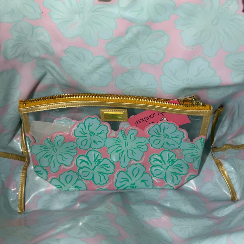 Simply Southern Hibiscus Brush Waterproof Beach Tote Bag - Picture 4 of 5